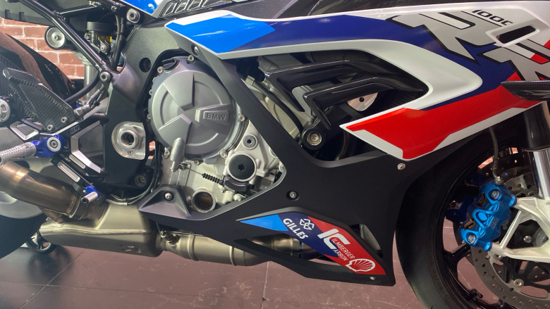 BMW M1000 RR